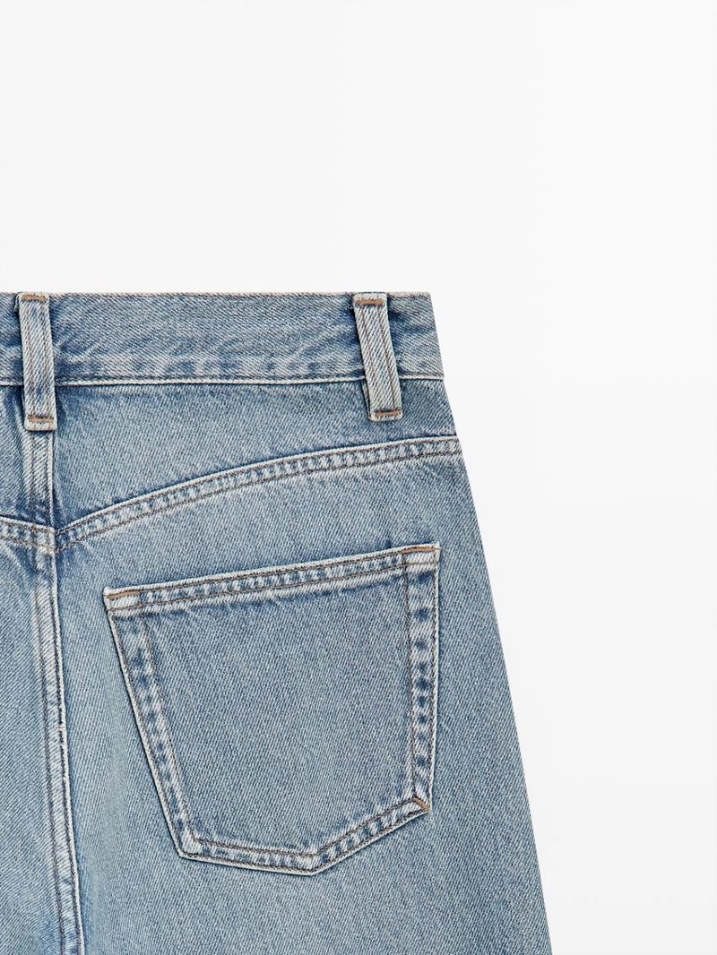 Джинсы с высокой посадкой и широкими штанинами