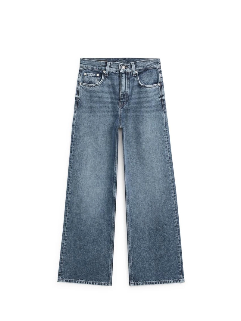 Джинсы свободного кроя