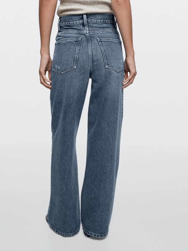 Джинсы свободного кроя