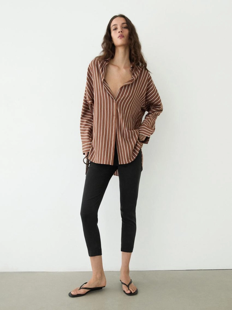 Рубашка с полосатым узором и рукавами летучая мышь