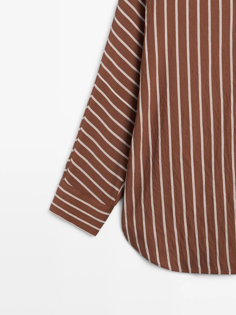 Рубашка с полосатым узором и рукавами летучая мышь