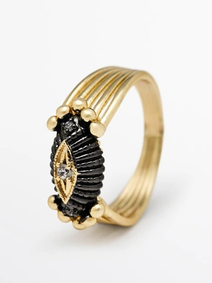 Кольцо с блестящими стразами- Заказать в России