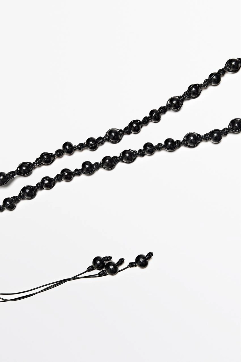 Кожаный ремень с деревянными бусинами