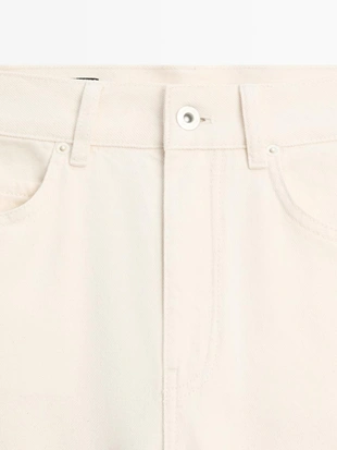 Джинсы с высокой посадкой и широкими брючинами- Заказать в России