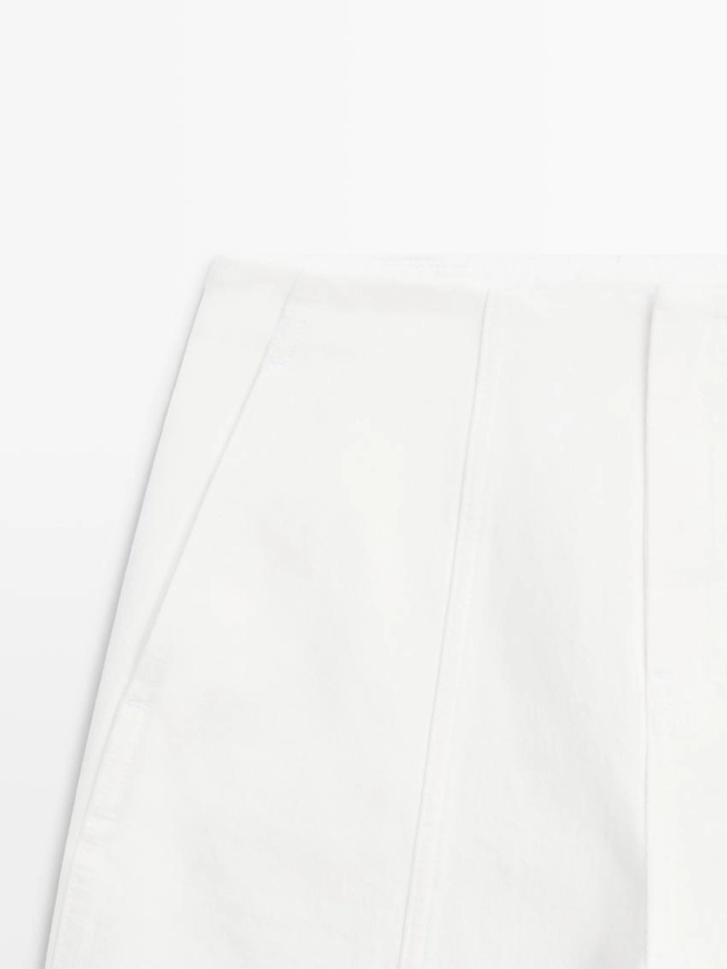 Джинсы прямого кроя с деталями шва