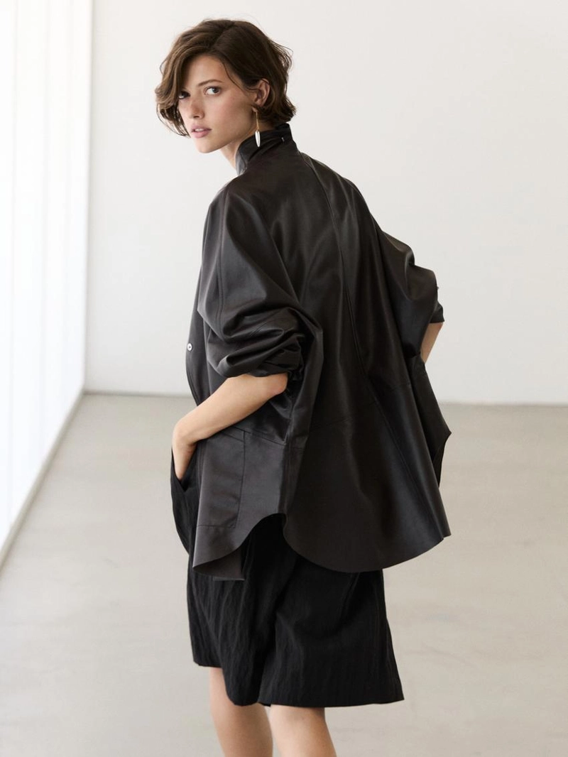 Бермуды из технической ткани