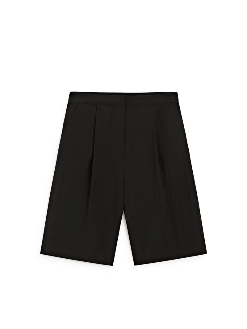 Бермуды из технической ткани