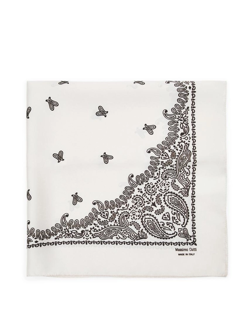 Шелковый шарф с пейсли в кремовом цвете