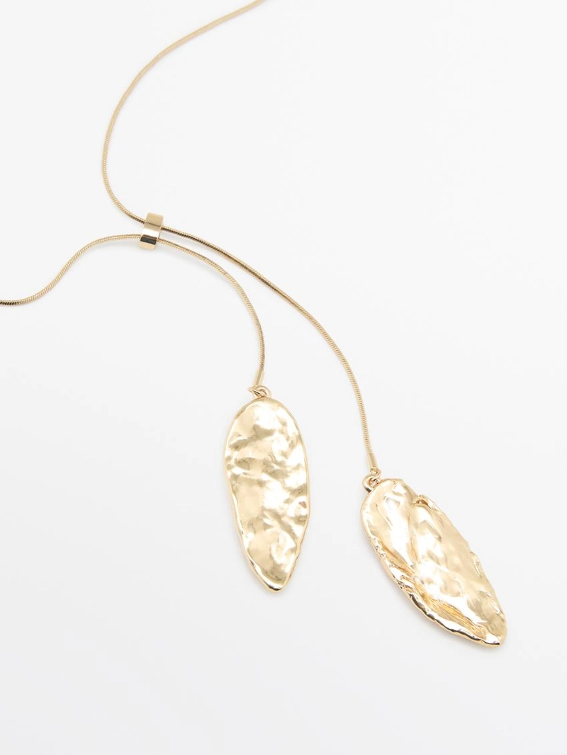 Ожерелье с регулируемым замком и рельефными элементами