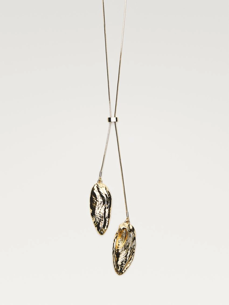 Ожерелье с регулируемым замком и рельефными элементами