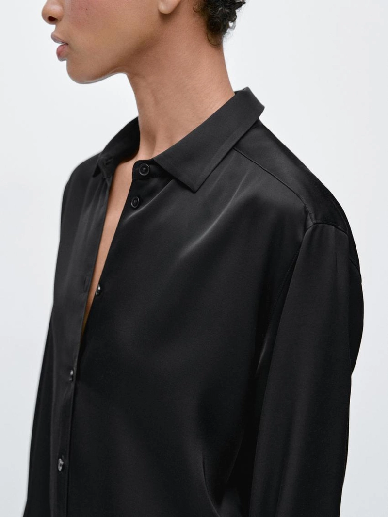 Рубашка из потрясающего атласа