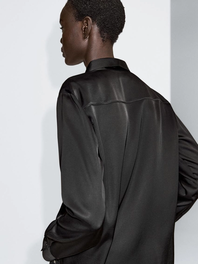 Рубашка из потрясающего атласа