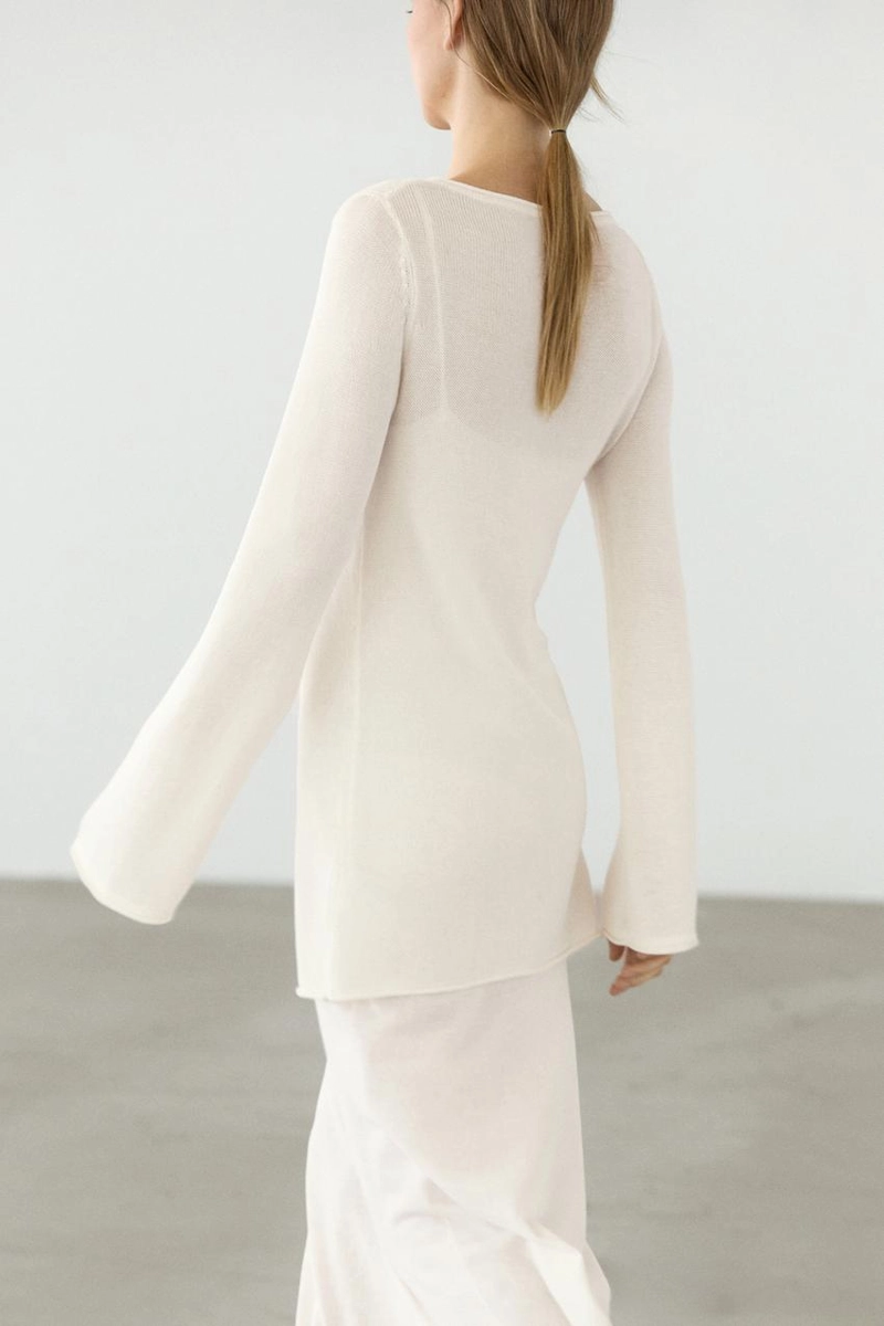 Платье из хлопковой ткани с длинными рукавами