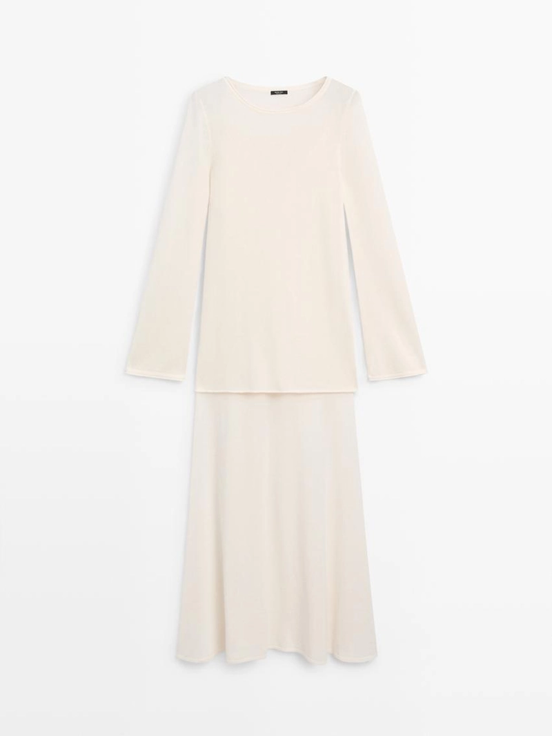 Платье из хлопковой ткани с длинными рукавами