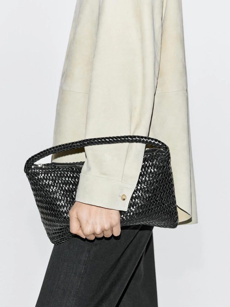 Маленькая плетеная кожаная сумка через плечо