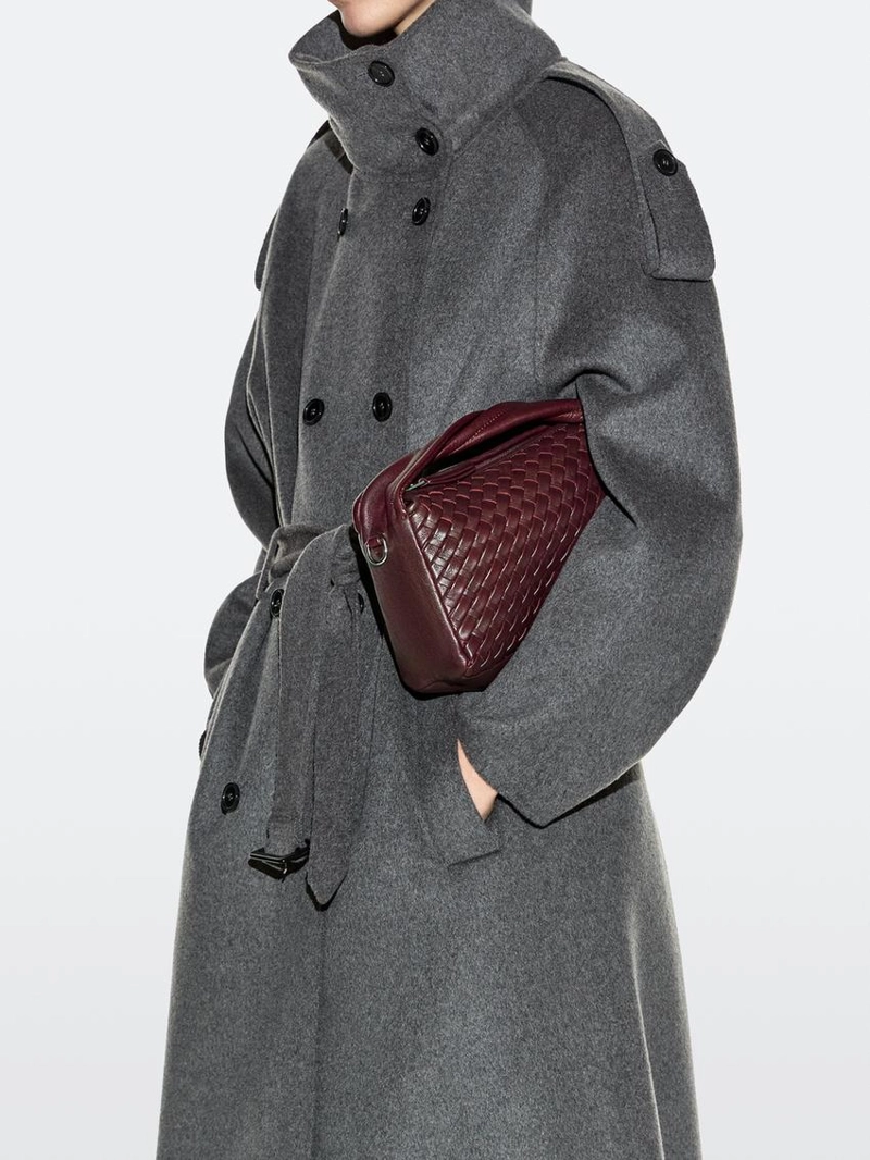 Сумочка мини из плетеной кожи наппа