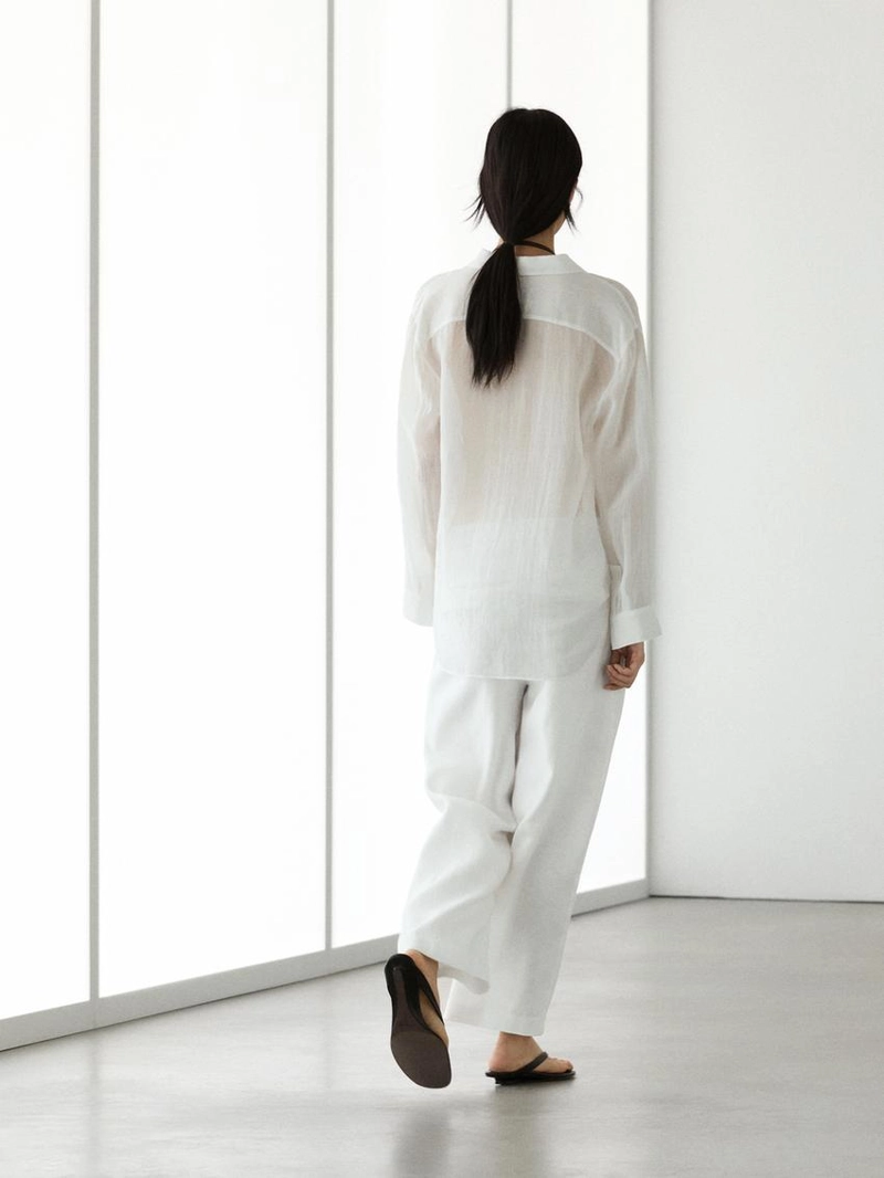 Льняные брюки в стиле carrot fit