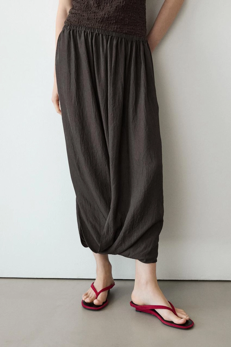 Юбка миди с собранным поясом