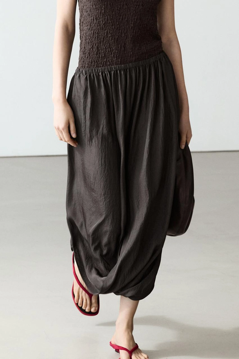 Юбка миди с собранным поясом