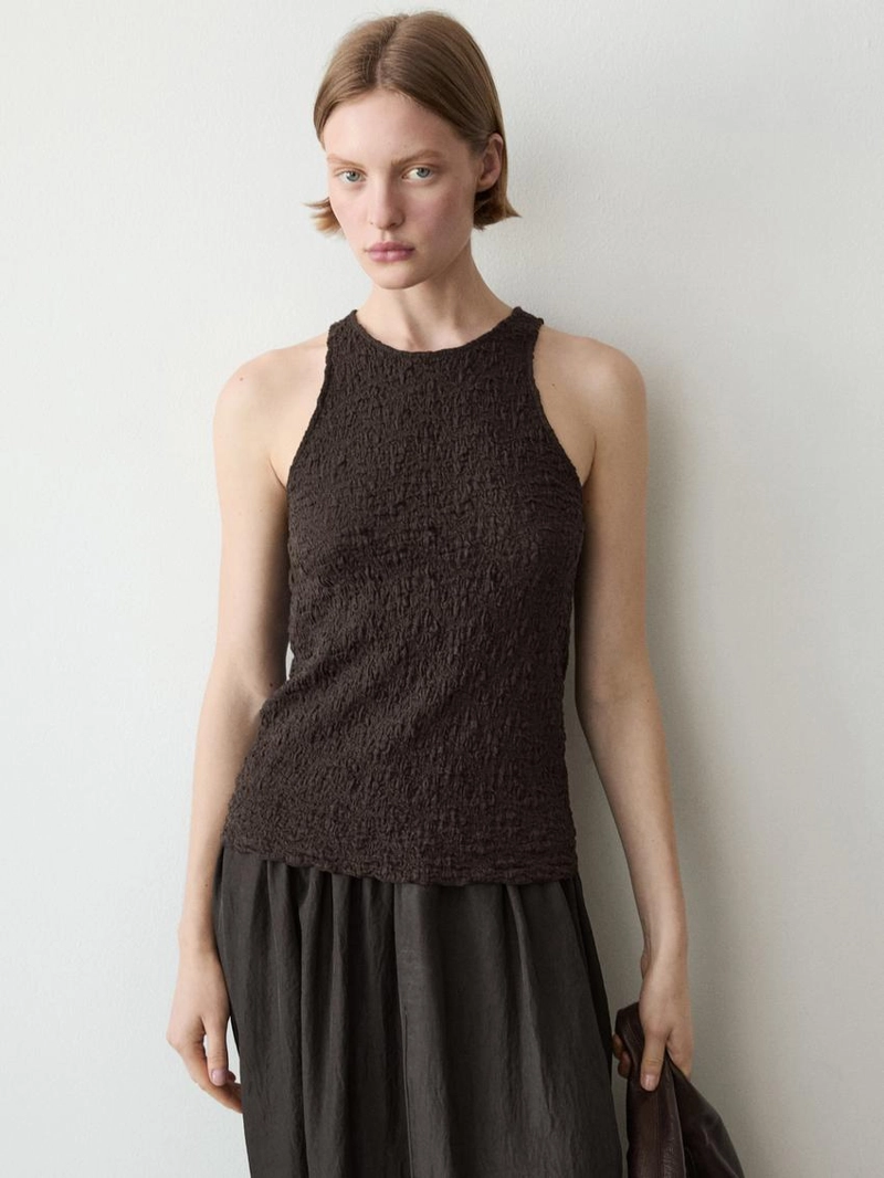 Топ с галстуком на шее из текстурированной ткани