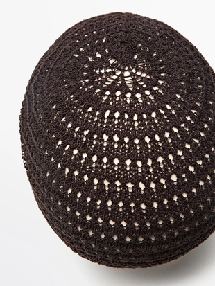 Шапка из смесового хлопка с крючком- Заказать в России