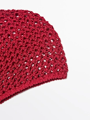 Шапка-бини из смесового хлопка с кружевным узором- Заказать в России