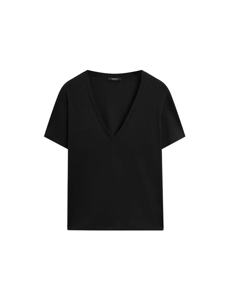 Футболка с v-образным вырезом