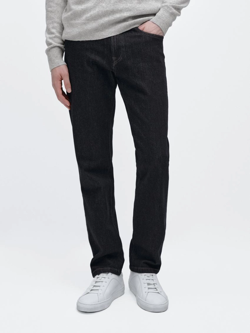 Кроссовки из разделанной замши