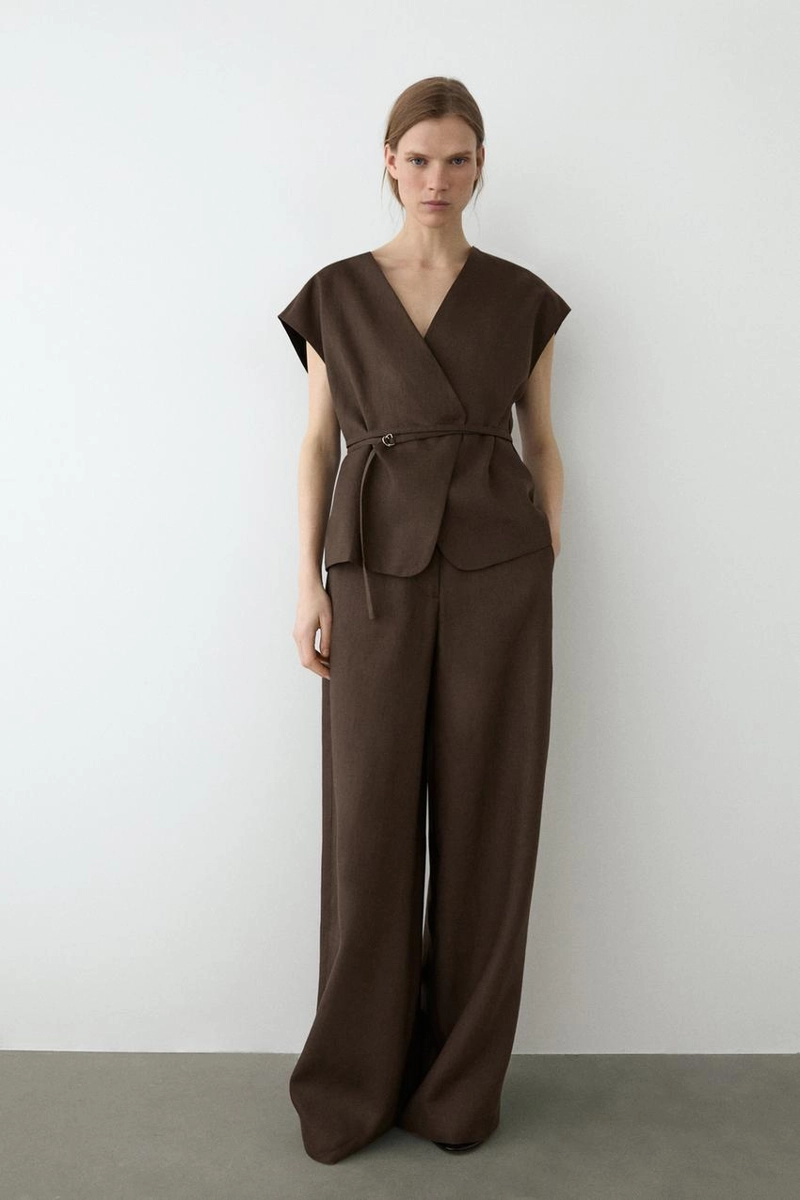 Брюки из льна с летящим фасоном