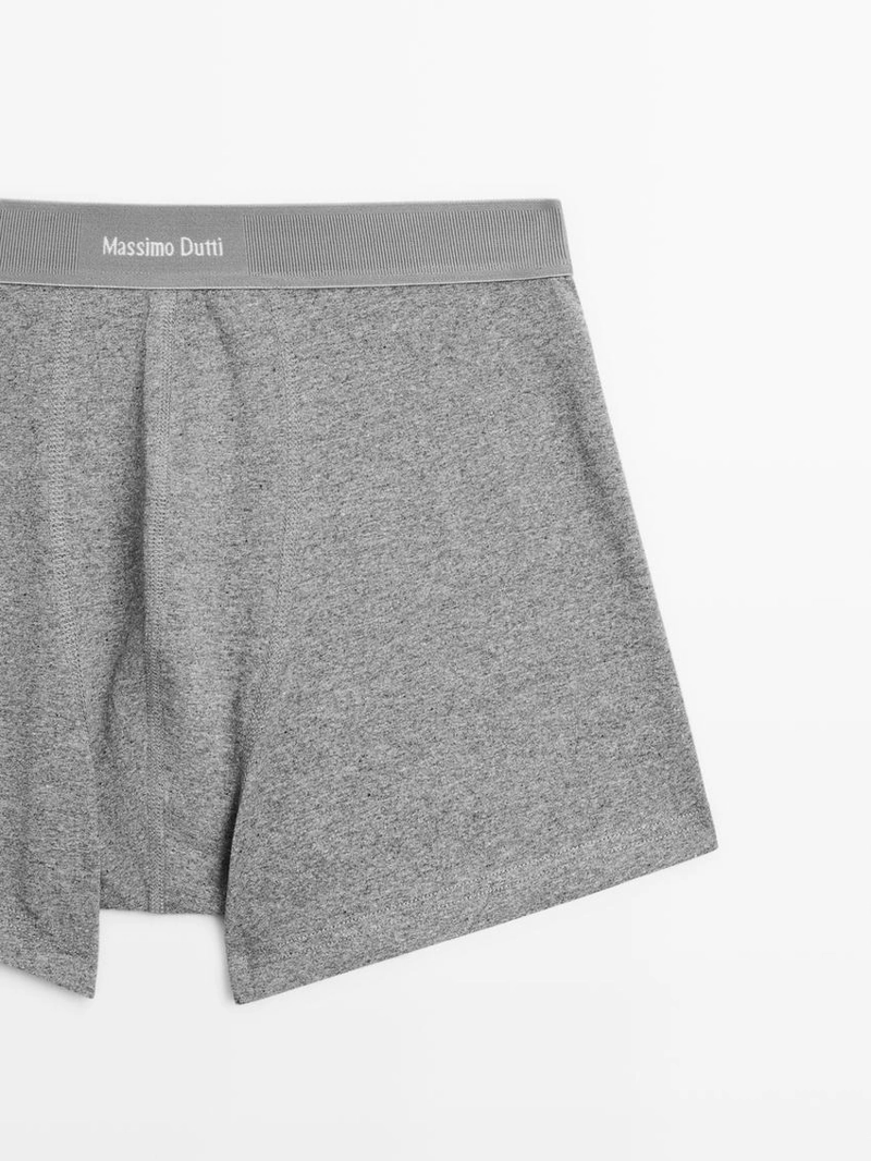 Боксеры с логотипом на поясе