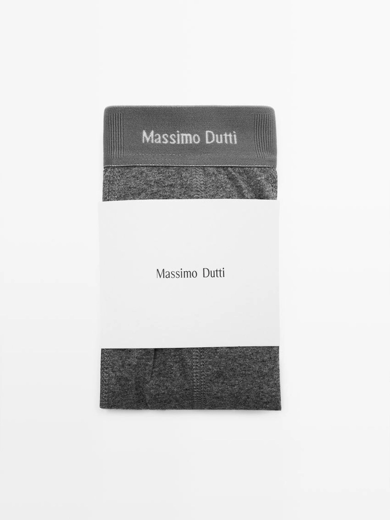 Боксеры с логотипом на поясе