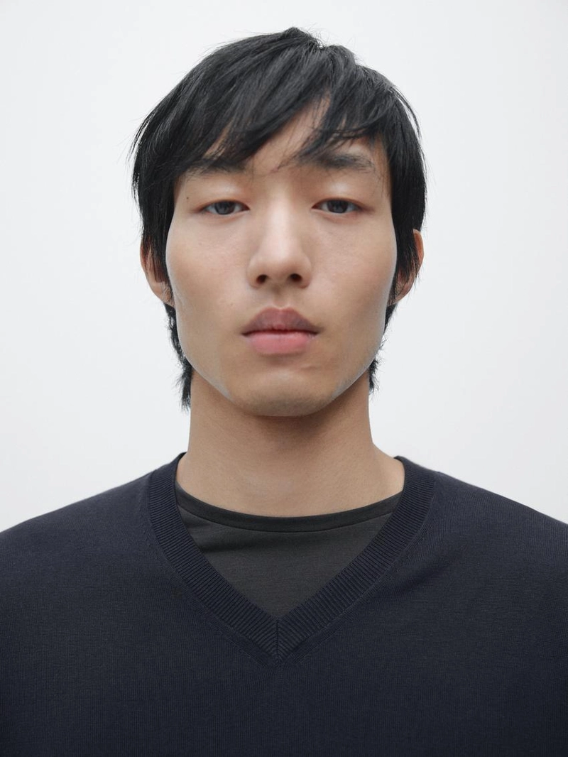 Свитер из хлопкового смесового трикотажа с v-образным вырезом