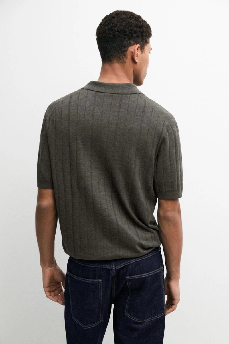 Поло из вязаного хлопково-леняного микса с короткими рукавами