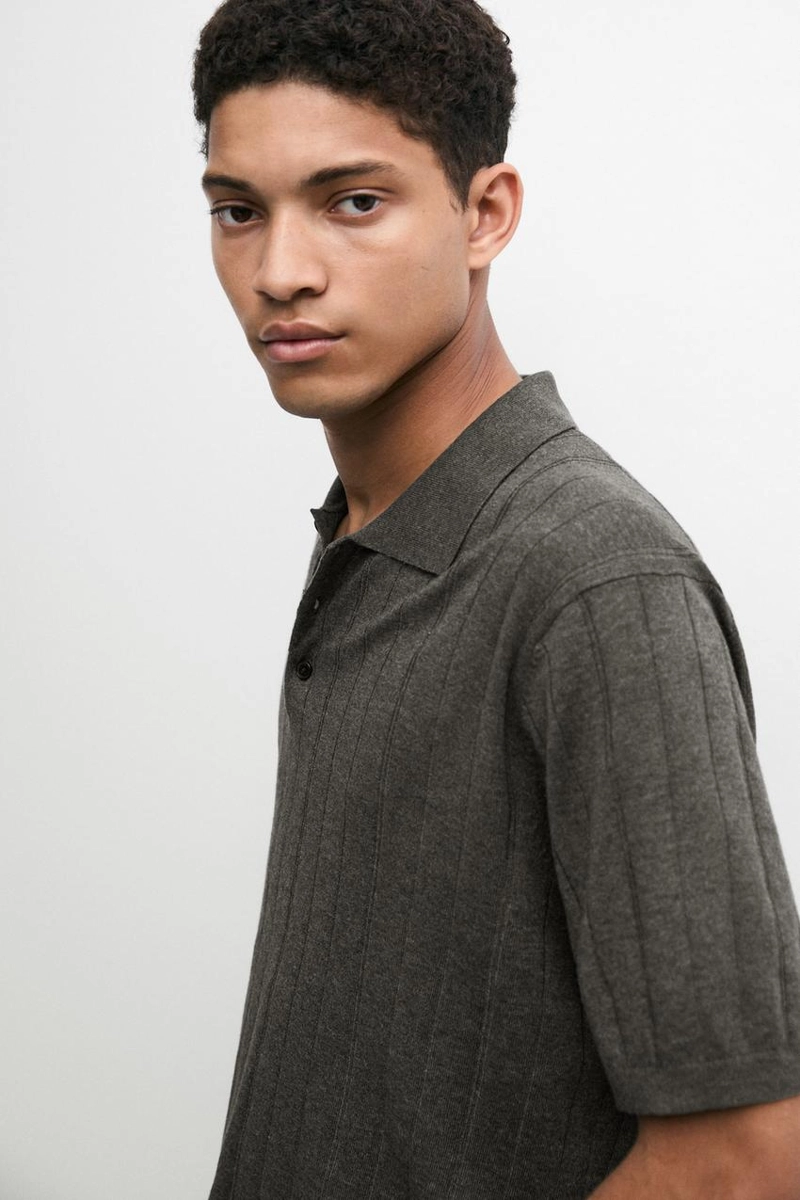 Поло из вязаного хлопково-леняного микса с короткими рукавами