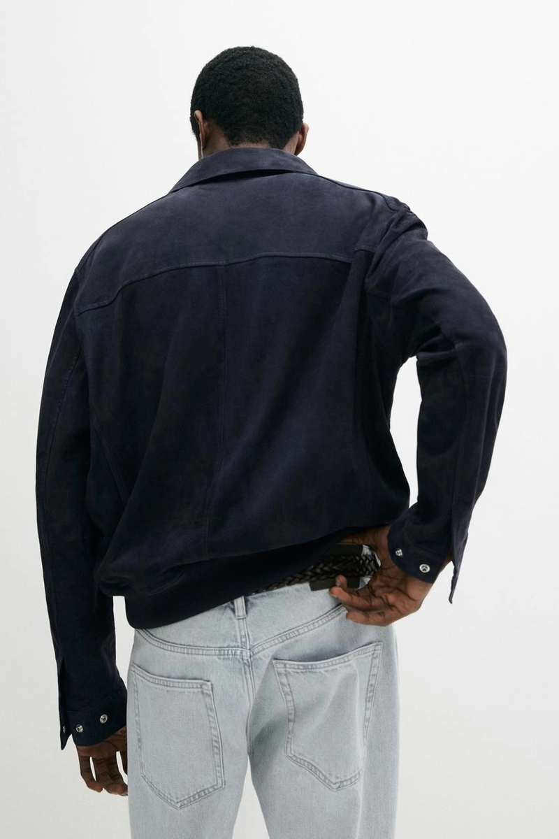 Замшевая кожаная куртка с карманами