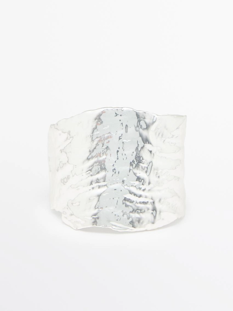 Широкий текстурированный браслет