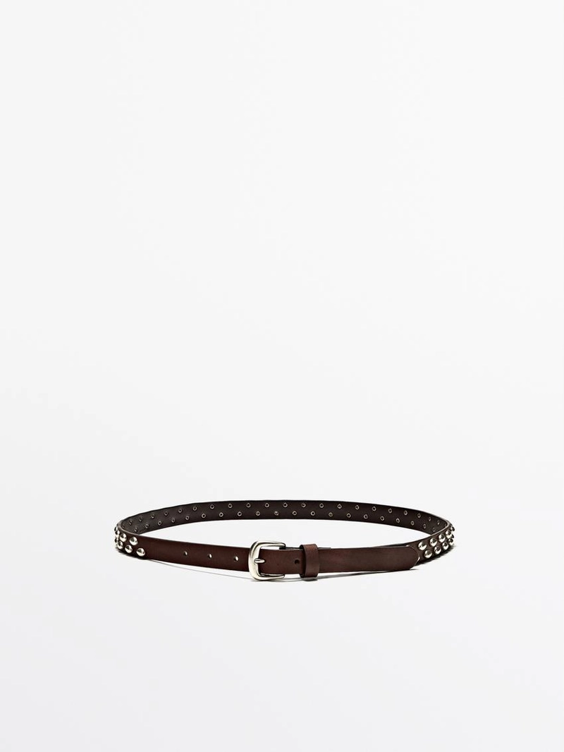 Кожанный ремень из нубука с деталями в виде заклепок