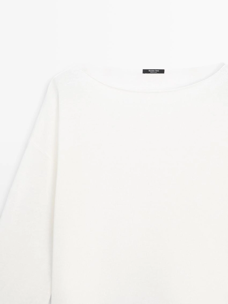 Пуловер из льна с лодочкой