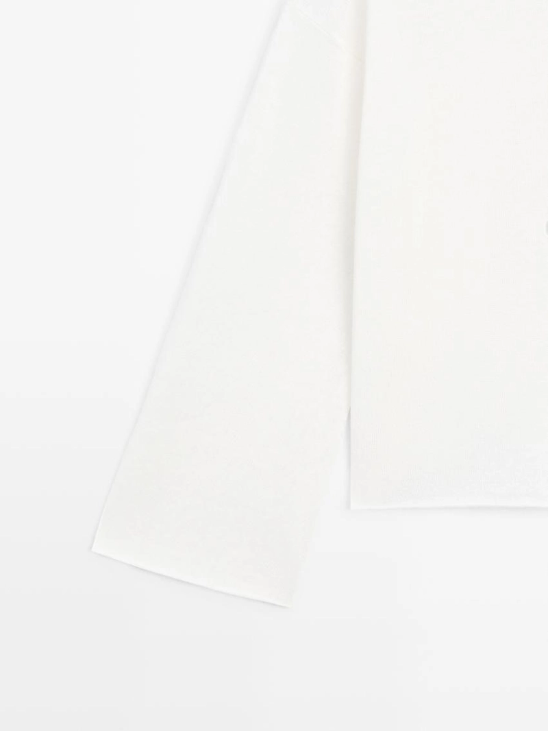 Пуловер из льна с лодочкой