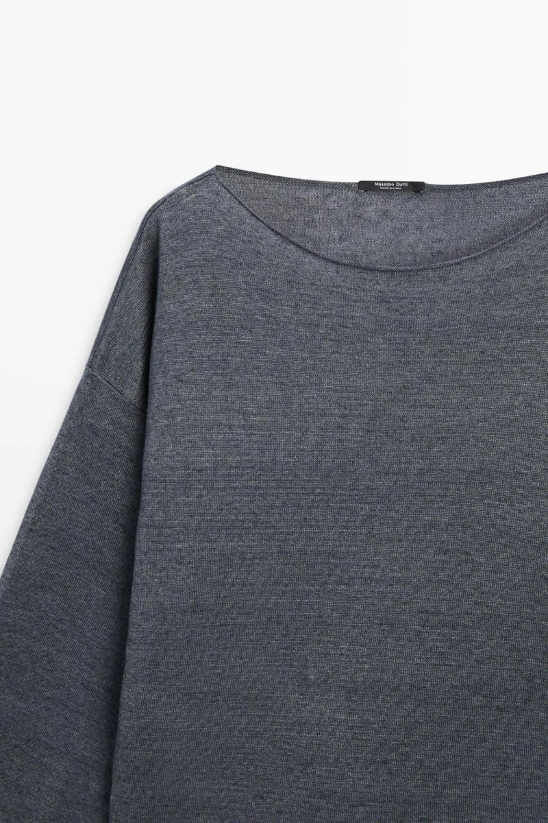 Свитер из льна с лодочкой