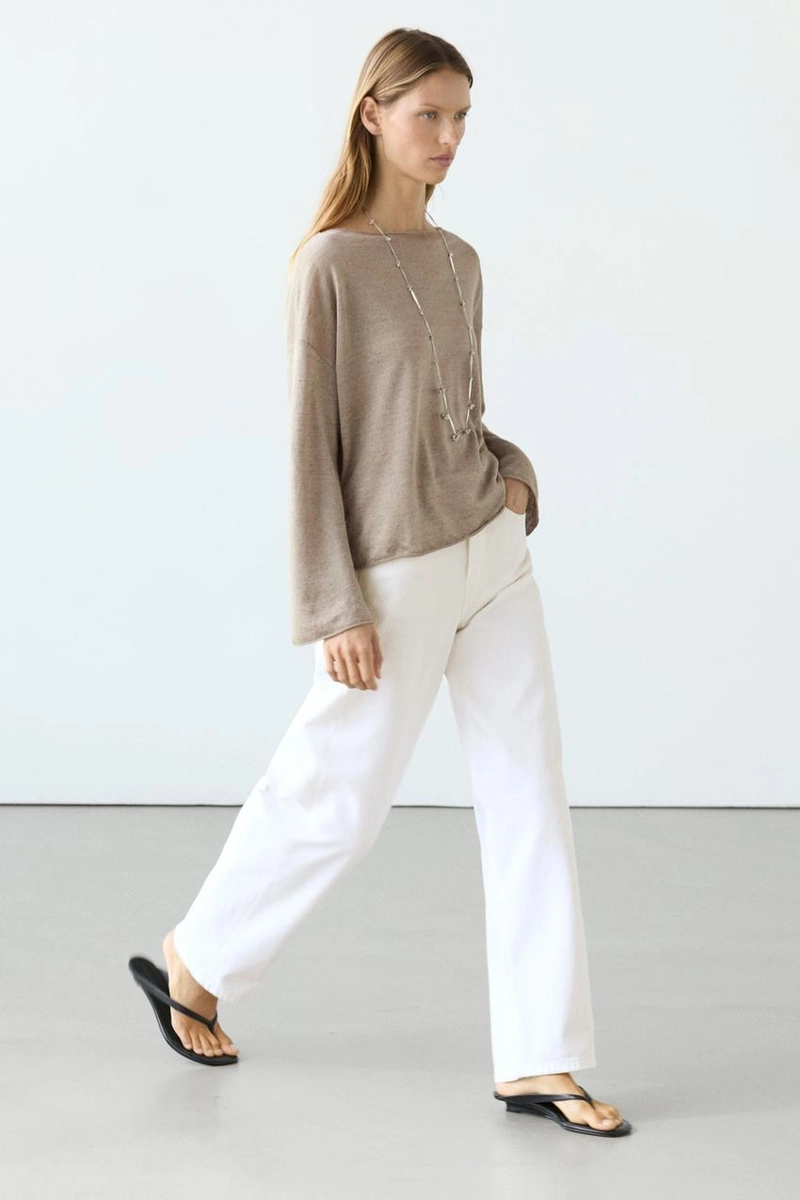 Пуловер с лодочкой из льна