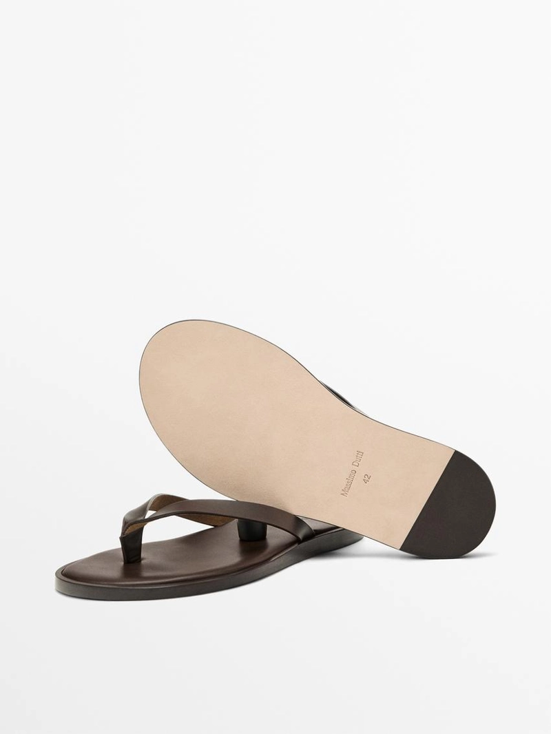 Сандалии из набуковой кожи с разделителем между пальцами - limited edition