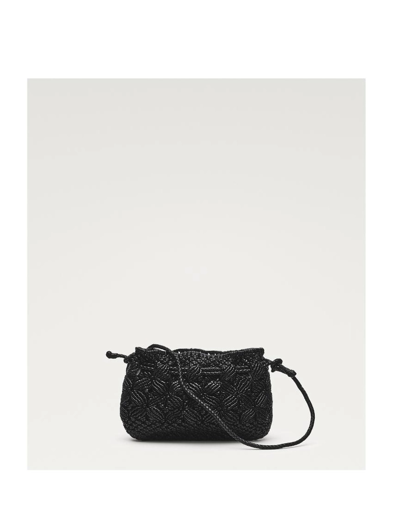 Сумочка-клатч из нубука с макраме