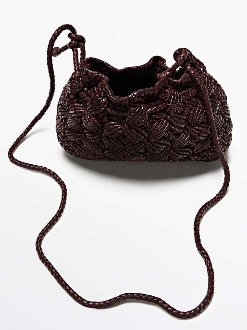 Сумка-мешочек из макраме из натуральной кожи