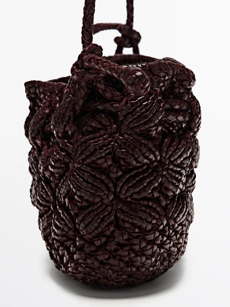 Сумка-мешочек из макраме из натуральной кожи