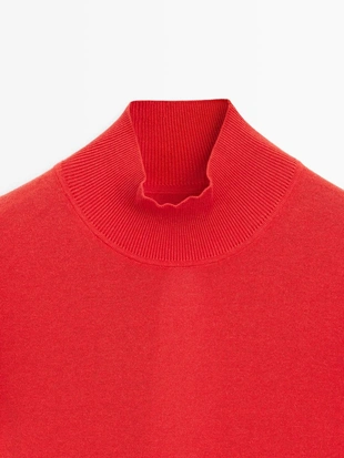 Джемпер из вязаного шелково-хлопкового трикотажа с деталями на спине - studio- Заказать в России