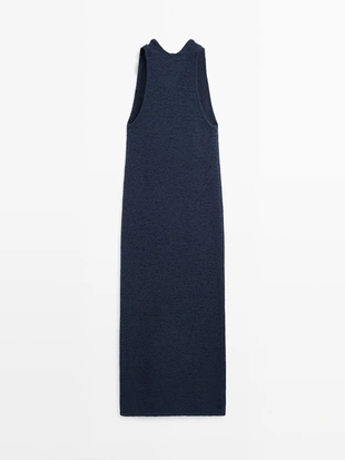 Платье-миди из трикотажа с драпированным вырезом- Заказать в России