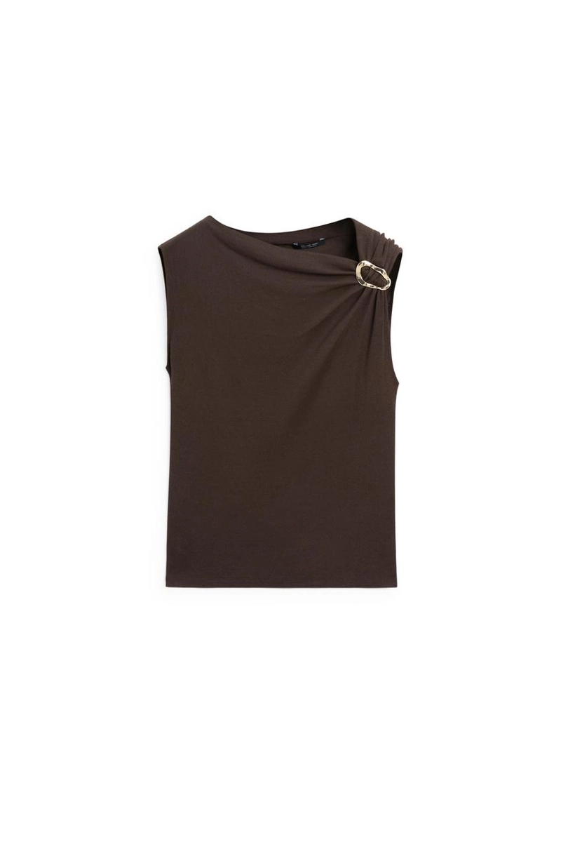 Топ с асимметричным воротником и деталями из страз