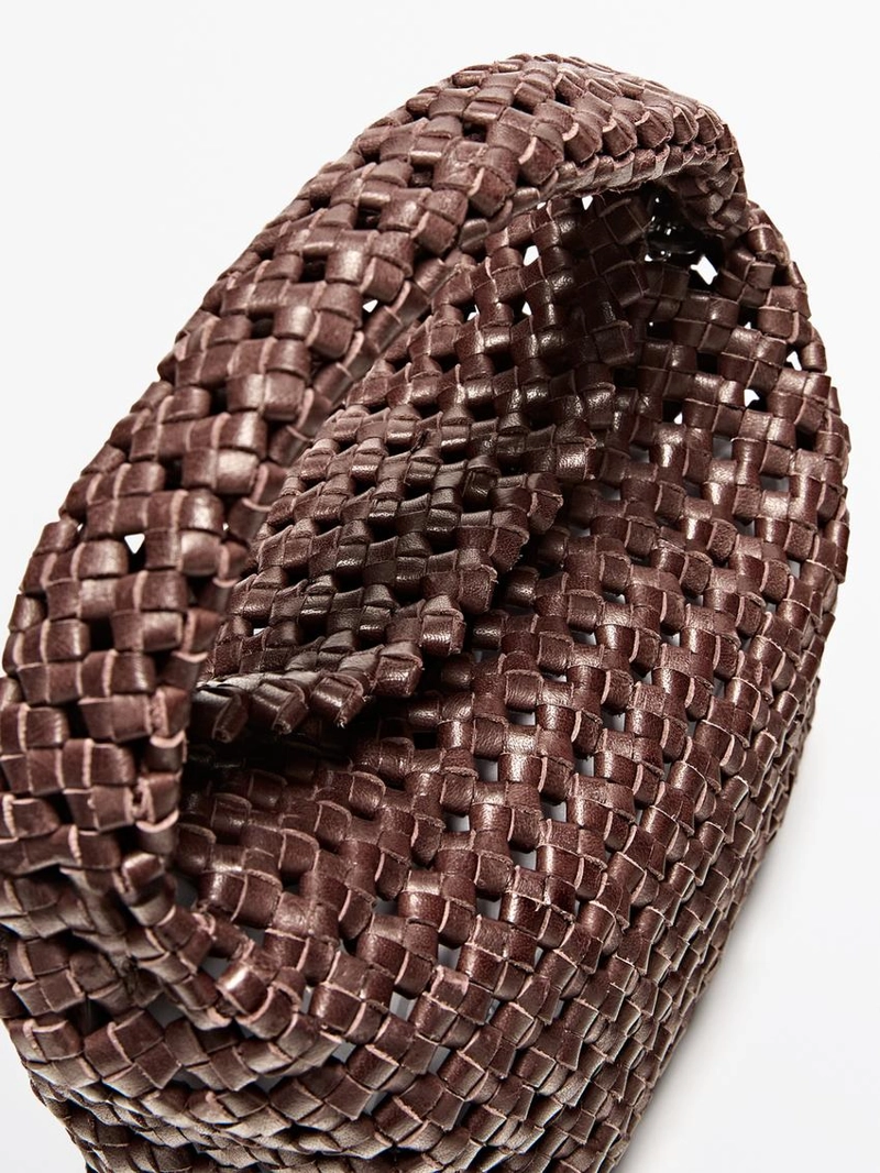 Плетеная мини-сумка из кожи