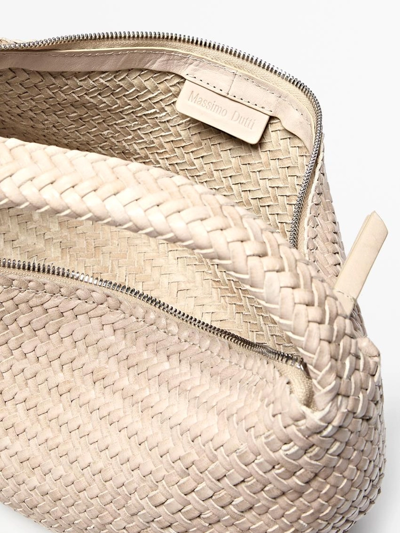 Сумка полумесяц из плетеной кожи